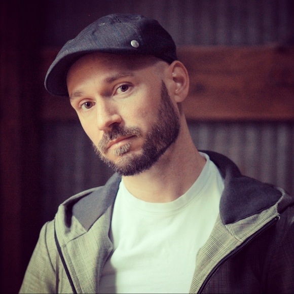 Meet your Posher, Joshua - Picture 4 of 8